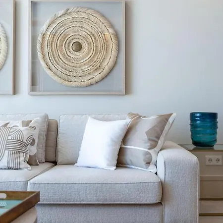 Apartment 2-bedroom In Puerto Banus,