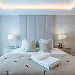 Διαμέρισμα 2-bedroom In Puerto Banus, *