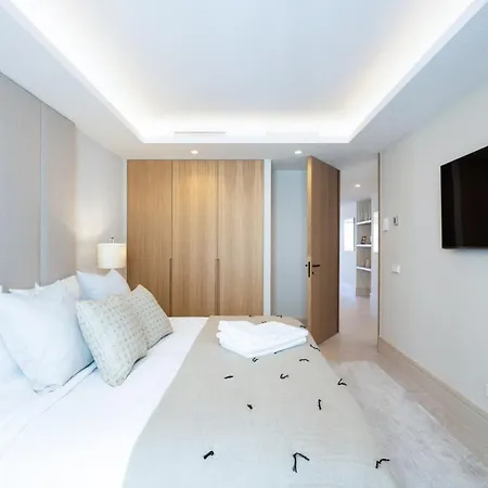 2-bedroom In Puerto Banús, * Marbella