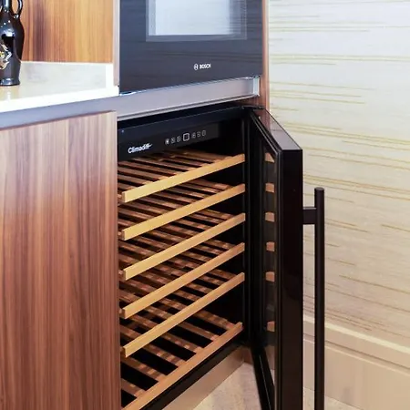 2-bedroom In Puerto Banús, * Marbella