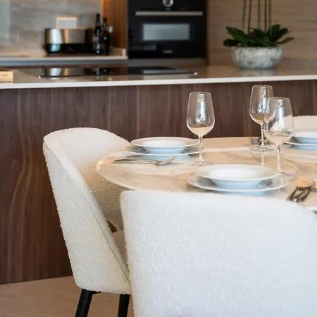 2-bedroom In Puerto Banús, *