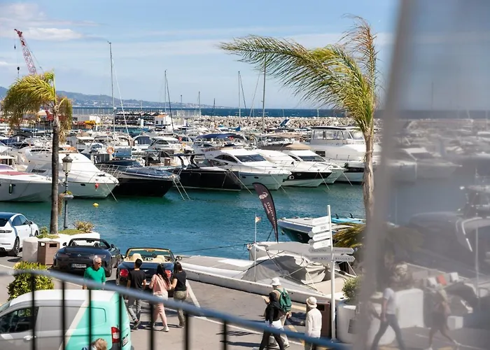 Apartment 2-bedroom In Puerto Banus,