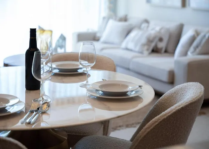 2-bedroom In Puerto Banus, Appartamento Marbella