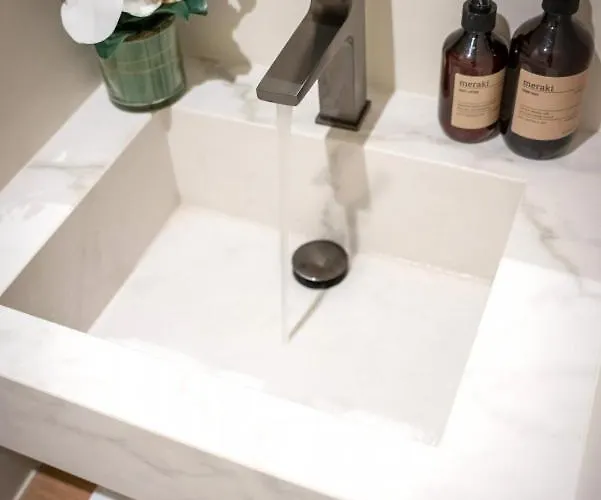 2-bedroom In Puerto Banus, Appartamento Marbella