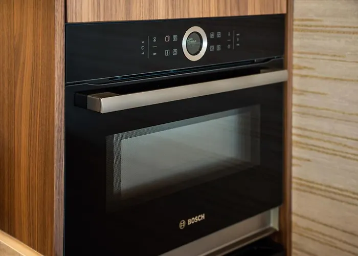 2-bedroom In Puerto Banus, Appartamento Marbella