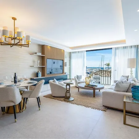 2-bedroom In Puerto Banus, Appartement Marbella